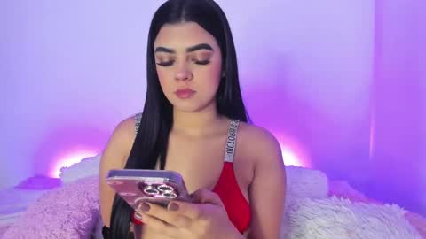 Snapshot of melody__77 chatting on March 5, 4:56 am online show from March 5, 4:56 am