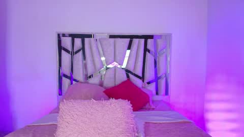 Snapshot of melody__77 chatting on September 20, 6:00 pm online show from September 20, 6:00 pm