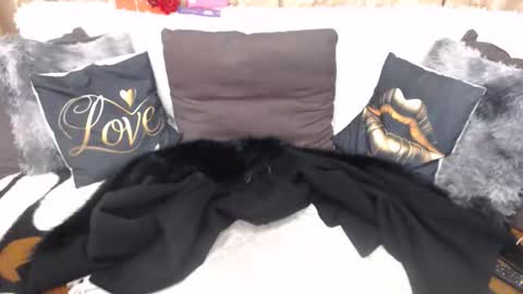 melyssamilfxxx online show from March 31, 3:40 am