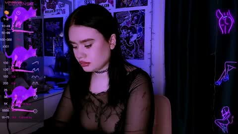 meow marie online show from April 2, 11:33 pm