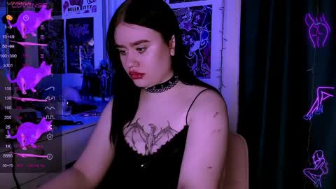 meow marie online show from April 3, 11:44 pm