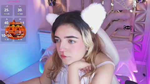    online show from October 22, 9:05 pm