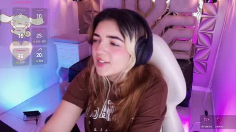    online show from October 18, 8:35 pm