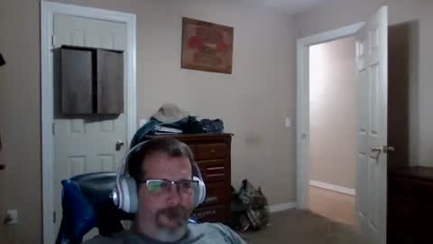 Snapshot of mercer1977 chatting on October 16, 3:06 am mercer1977 online show from October 16, 3:06 am