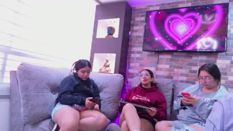meredith_spencer online show from June 24, 7:10 pm
