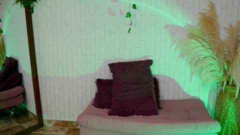 Merida Bell online show from September 17, 3:43 am