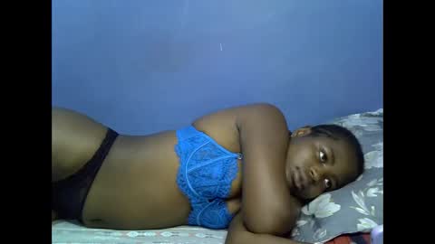 Snapshot of merlin_queen chatting on September 24, 5:25 am merlin_queen online show from September 24, 5:25 am