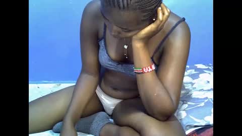 Snapshot of merlin_queen chatting on October 4, 5:44 pm merlin_queen online show from October 4, 5:44 pm