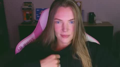 Susan online show from November 16, 3:36 pm