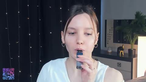 Lollita online show from March 3, 2:06 pm