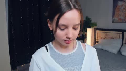 Lollita online show from March 5, 7:16 am