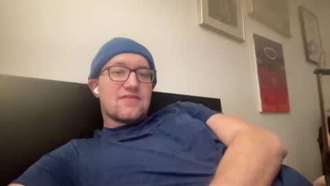 metallica92786 online show from March 2, 7:15 am