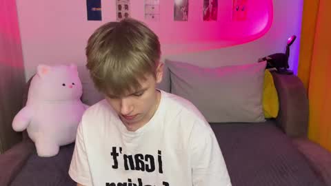 Arthur online show from April 14, 10:13 pm