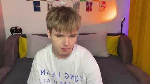 Arthur online show from March 23, 4:23 pm