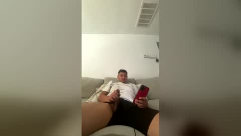 mexicanguy12inch online show from May 11, 7:11 pm