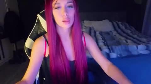 Snapshot of mezzalunaa chatting on October 23, 2:13 am vollmond online show from October 23, 2:13 am
