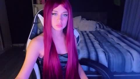 Snapshot of mezzalunaa chatting on October 22, 2:04 am vollmond online show from October 22, 2:04 am