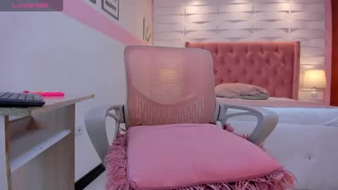 Snapshot of mhellissaw chatting on September 20, 11:46 am melissa online show from September 20, 11:46 am