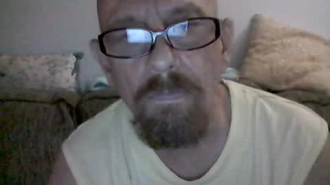 mhitch924 online show from July 2, 1:14 am