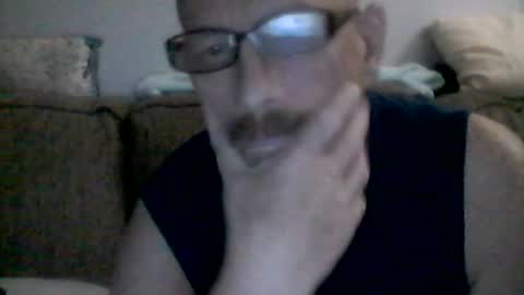 mhitch924 online show from July 14, 2:05 am