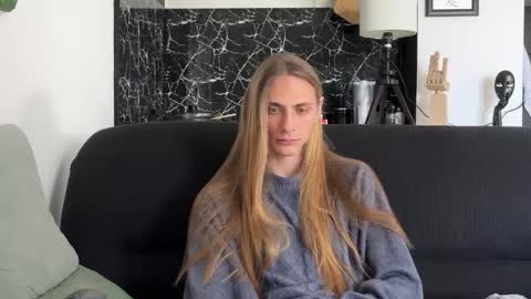 Misha online show from April 25, 2:25 pm