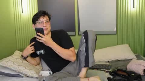 Belmont and Mia online show from May 19, 6:48 pm