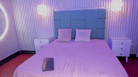 Mia Corttez  online show from March 1, 8:21 pm