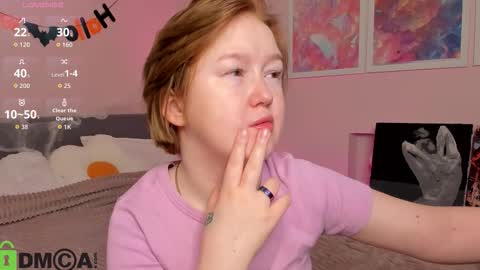 Mia online show from November 2, 2:33 am