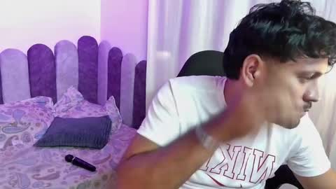 mia_gio online show from May 31, 2:27 pm