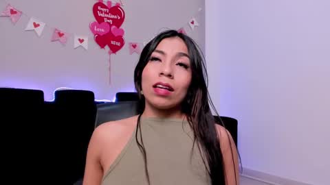 Snapshot of mia_gothzx chatting on March 2, 3:37 pm Mia online show from March 2, 3:37 pm