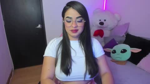 Snapshot of mia_j51 chatting on October 4, 11:13 pm Mia J Abbey online show from October 4, 11:13 pm
