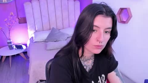 Val  online show from February 12, 8:12 pm