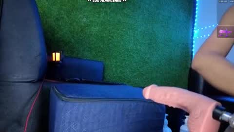 Mia K online show from February 11, 12:09 pm