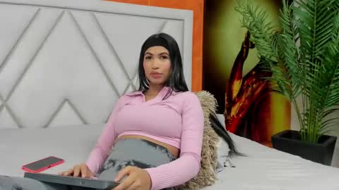 mia_kleim1 online show from February 1, 4:09 am