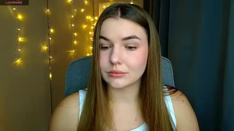 Snapshot of mia_lemm chatting on October 22, 7:44 am mia_lemm online show from October 22, 7:44 am