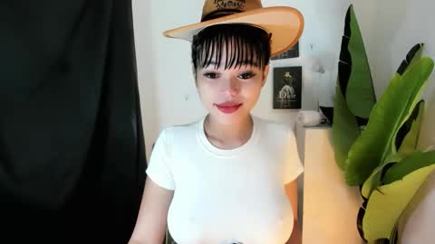 M I A online show from June 8, 6:03 am