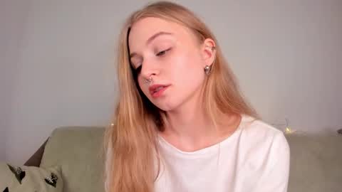 Mia here Appreciate your support online show from February 20, 11:40 pm