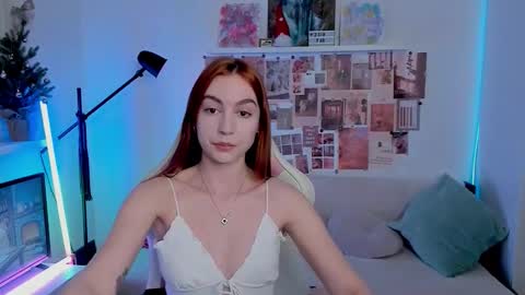 Mia online show from January 12, 2:07 am