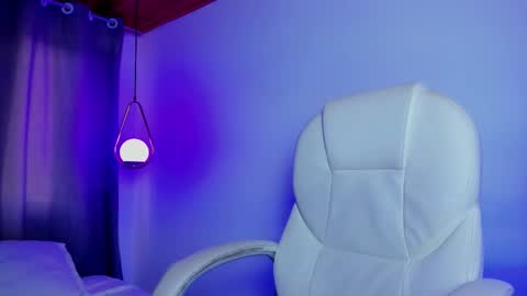 Mia Nevaeh - follow me online show from February 6, 8:44 pm