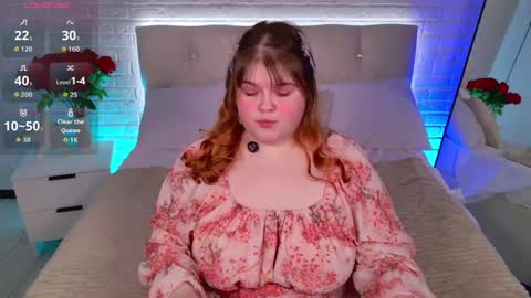 Sweet Mia online show from April 22, 5:42 pm