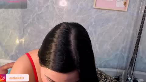 mia reys online show from April 10, 1:38 pm