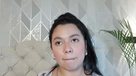 Mia Roux online show from March 1, 4:06 am