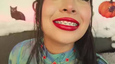 Mia Roux online show from October 20, 12:37 am