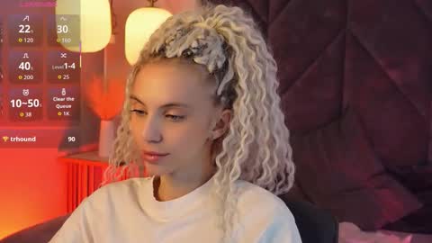 Mia online show from January 16, 6:44 am