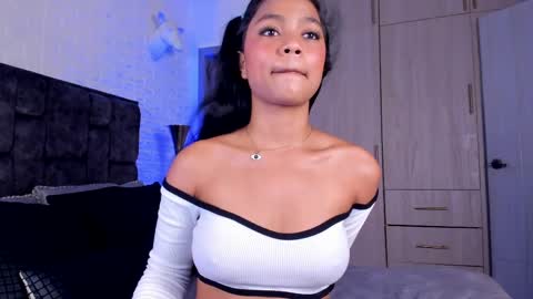 Mia steele online show from April 9, 6:02 pm