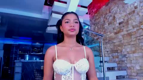 Mia steele online show from March 22, 7:07 pm