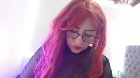 MIA VANTT online show from March 6, 10:53 pm