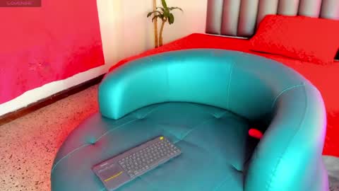 Miaa Foxx online show from April 10, 8:13 pm