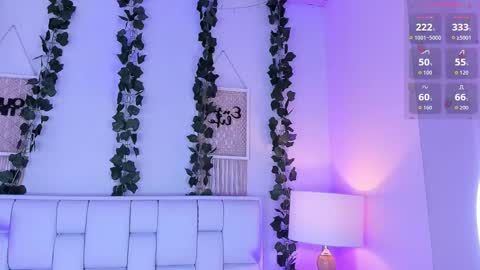 Mia online show from February 27, 11:58 am