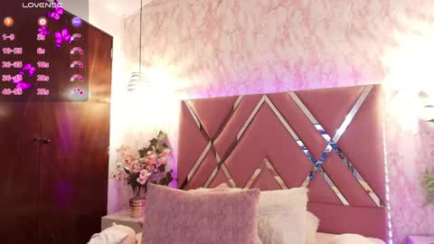 miaa_smiith1 online show from March 1, 3:38 pm